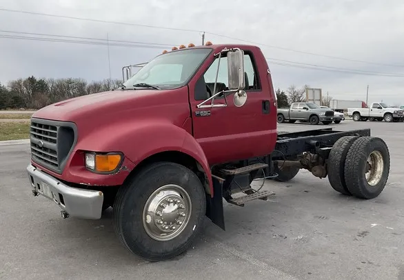 FORD F-650 2000 PROBLEMAS