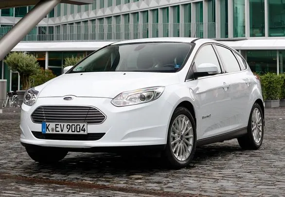 FORD FOCUS ELECTRIC 2014 PROBLEMAS