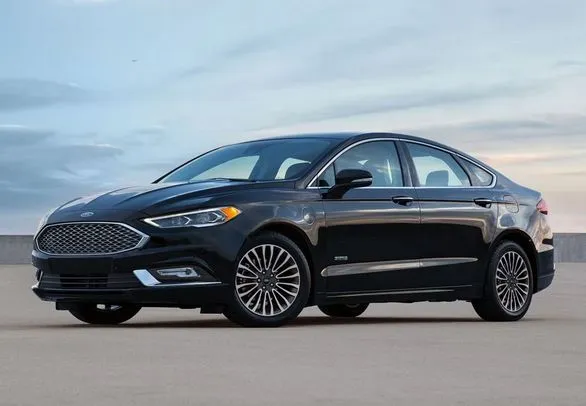 FORD FUSION HYBRID 2017 PROBLEMAS