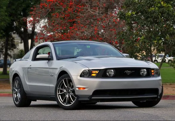 FORD MUSTANG 2010 PROBLEMAS