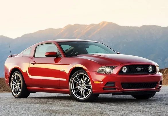FORD MUSTANG 2013 PROBLEMAS