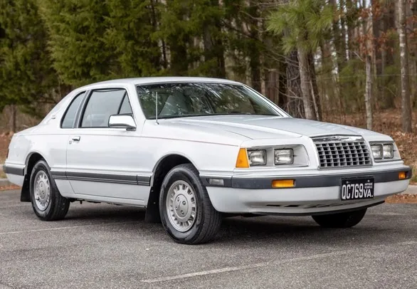 FORD THUNDERBIRD 1986 PROBLEMAS