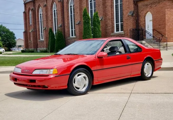 FORD THUNDERBIRD 1995 PROBLEMAS
